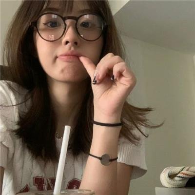 姐姐，弟弟教你谈恋爱